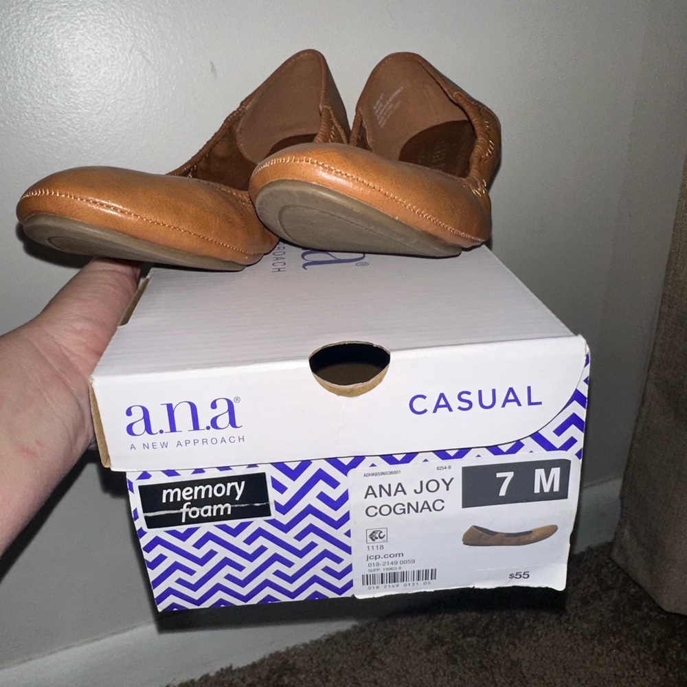 Ana Joy memory foam brown shoes.